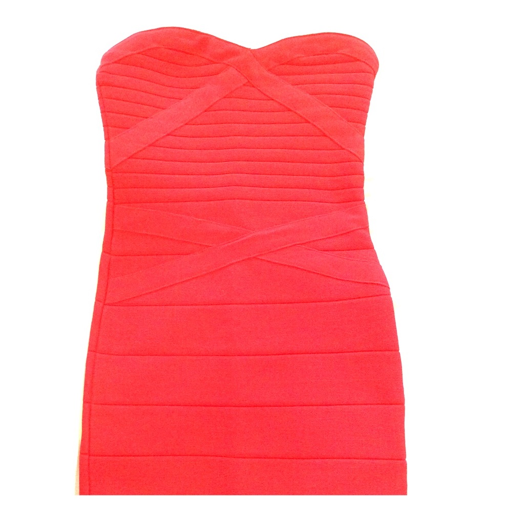 Small red ‘Hot Miami Styles’ bandage bodycon dress